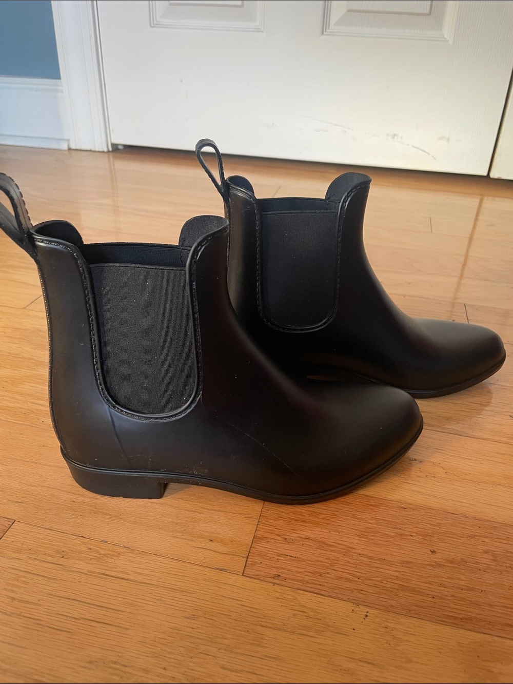 Black Chelsea Rain Ankle Boots budget crew Mercantile, ladies size 6 - Picture 3 of 7